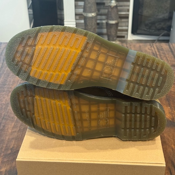 Dr. Martens Tumbled Nubuck Boot - Picture 6 of 9